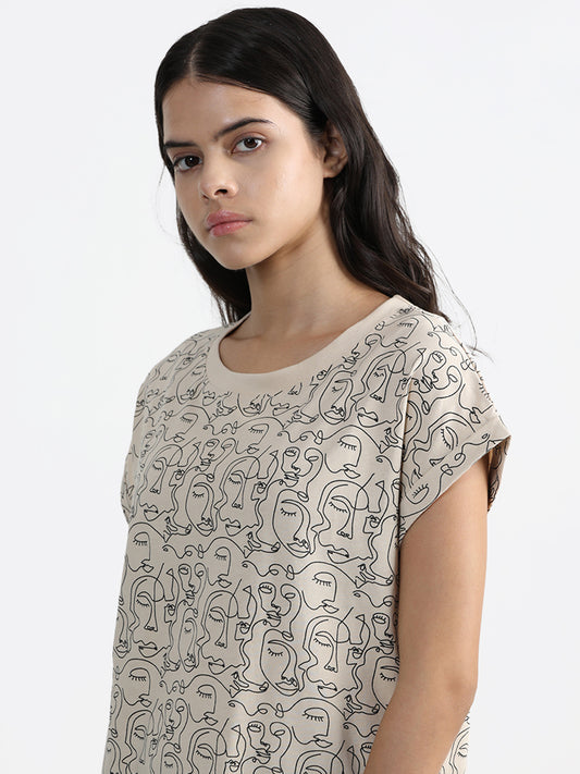 Studiofit Cream Face Printed T-Shirt