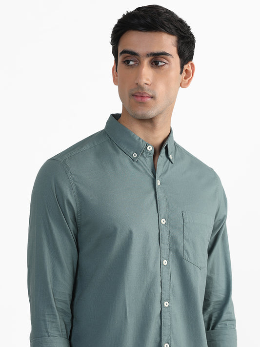 WES Casuals Light Olive Green Cotton Slim-Fit Shirt