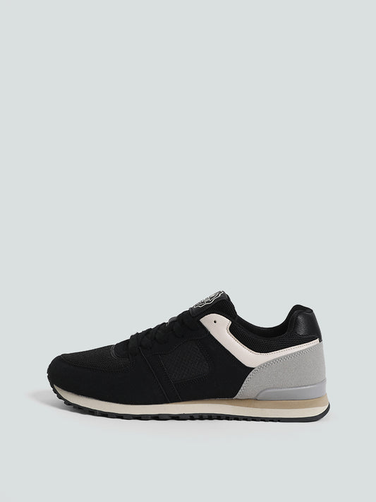 SOLEPLAY Color Block Black Jogger Shoes