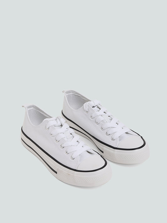 LUNA BLU Plain Low Cut White Canvas Shoes