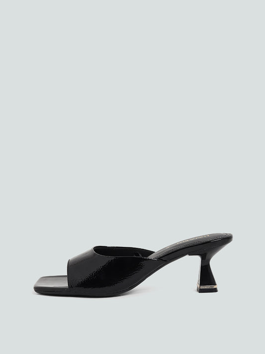 LUNA BLU Plain Black Cup Shape Patent Heels