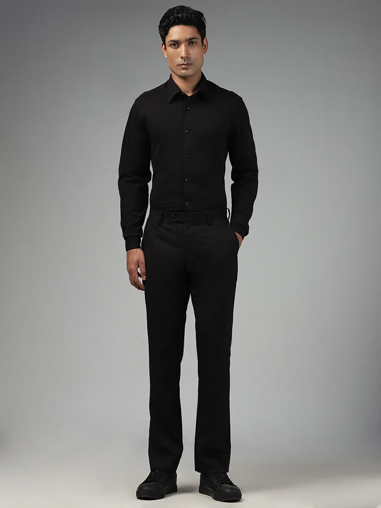 WES Formals Plain Black Cotton Blend Slim Fit Shirt