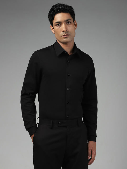 WES Formals Plain Black Cotton Blend Slim Fit Shirt