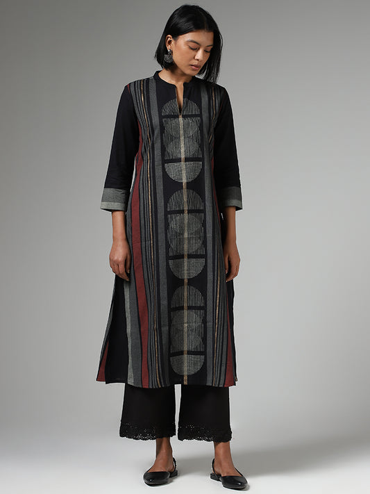 Utsa Black Geometric Printed Straight Kurta