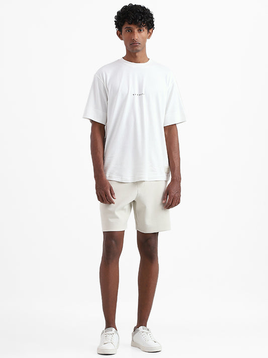 Studiofit Solid Off White Relaxed-Fit Mid-Rise Shorts
