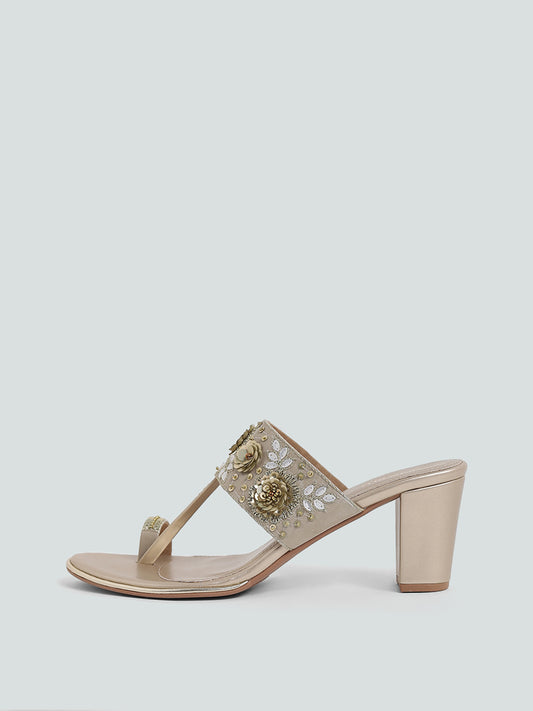 LUNA BLU Rose Embellished Platinum Leather Heel Sandals
