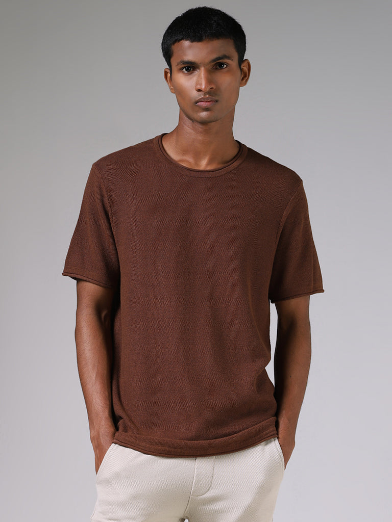 ETA Coco Brown Knitted Solid Slim Fit T-Shirt