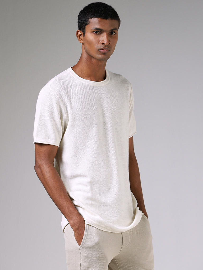 ETA Off White Knitted Solid Slim Fit T-Shirt