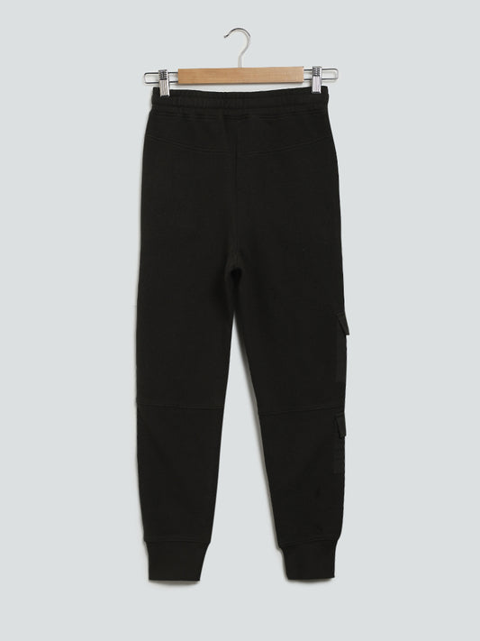 Y&F Plain Black Mid Rise Joggers