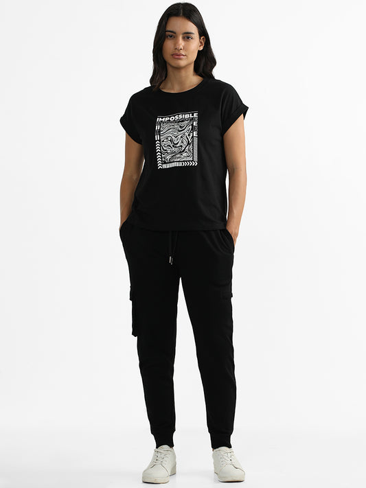 Studiofit Printed Black Power T-Shirt
