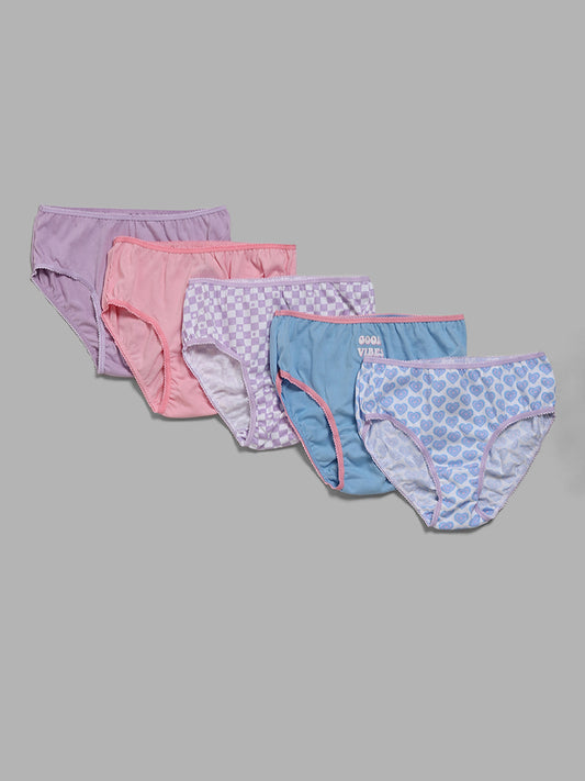 Y&F Kids Multicolour Typographic Printed Briefs - Pack of 5