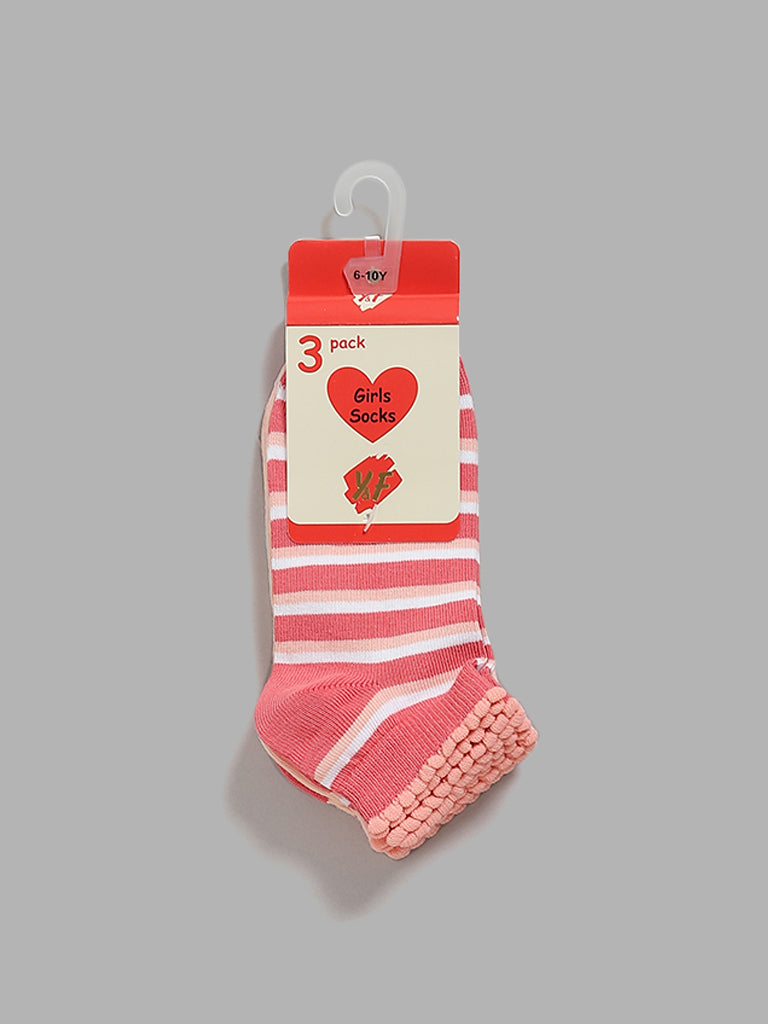 Y&F Kids Peach Patterned Ankle Socks - Set of 3