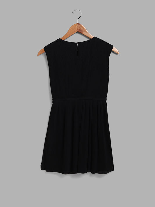 Y&F Kids Solid Black Sleeveless Gathered Dress