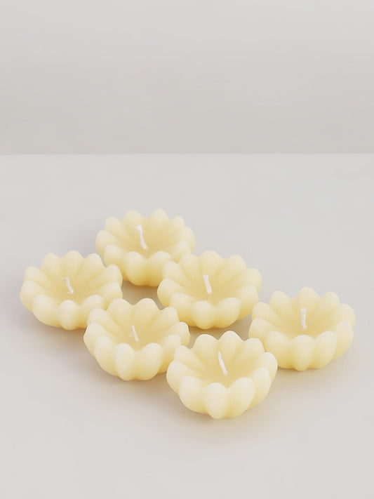 Westside Home Ivory Floating Candles- Pack of 6