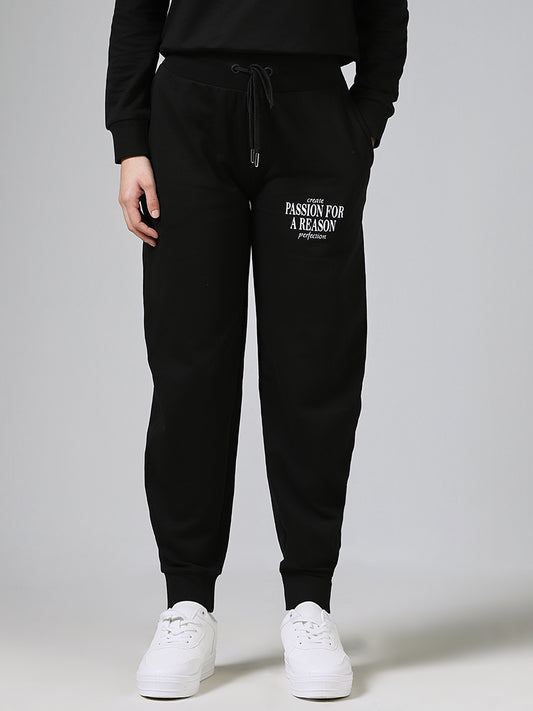 Studiofit Solid Black Ankle-Length Joggers