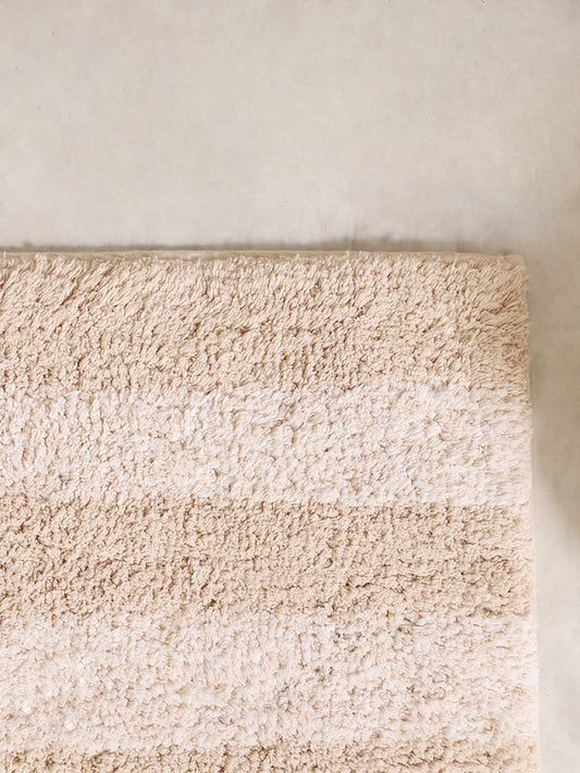 Westside Home Beige Striped Bath Mat