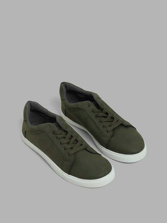 SOLEPLAY Olive Sneakers