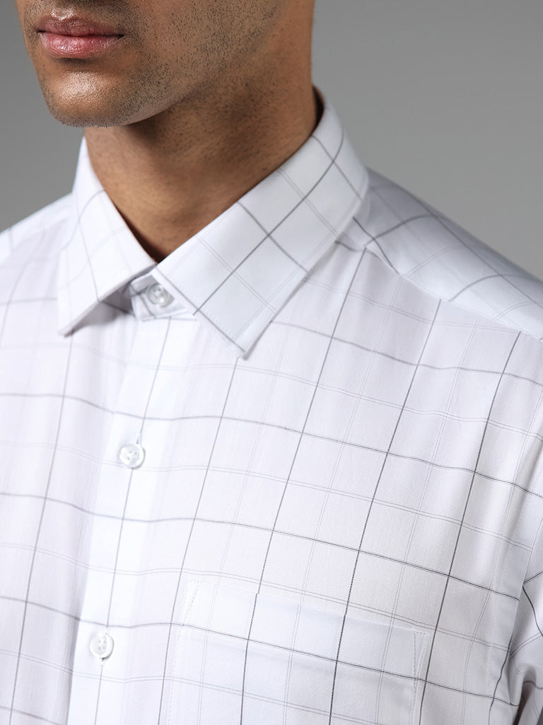 WES Formals White Checked Cotton Relaxed-Fit Shirt