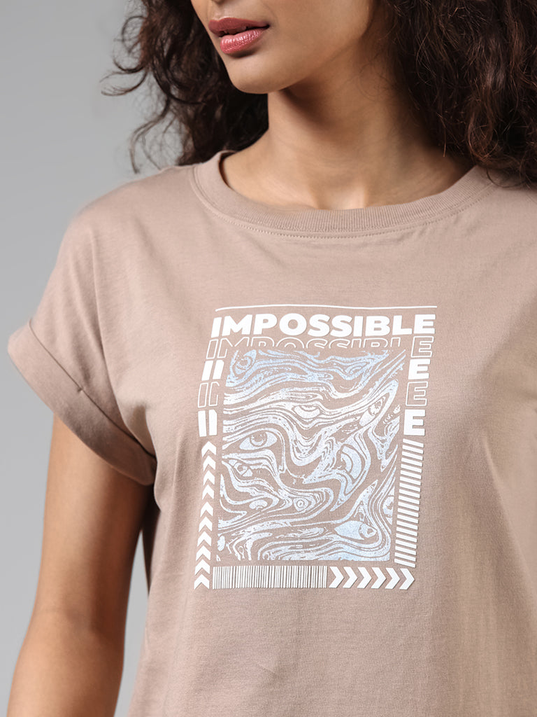 Studiofit Graphic Printed Beige T-Shirt