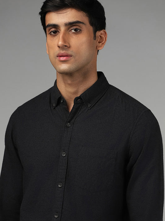 WES Casuals Solid Black Cotton Slim-Fit Shirt