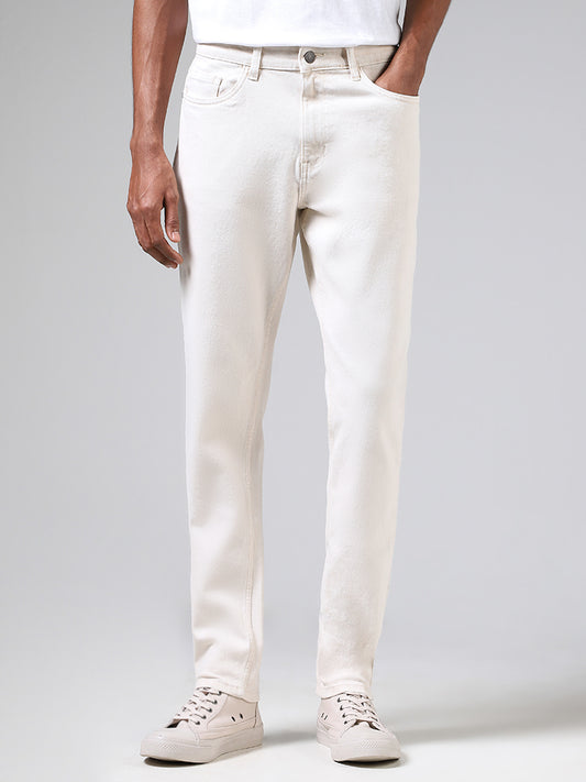 Nuon Off-White Straight - Fit Mid - Rise Jeans