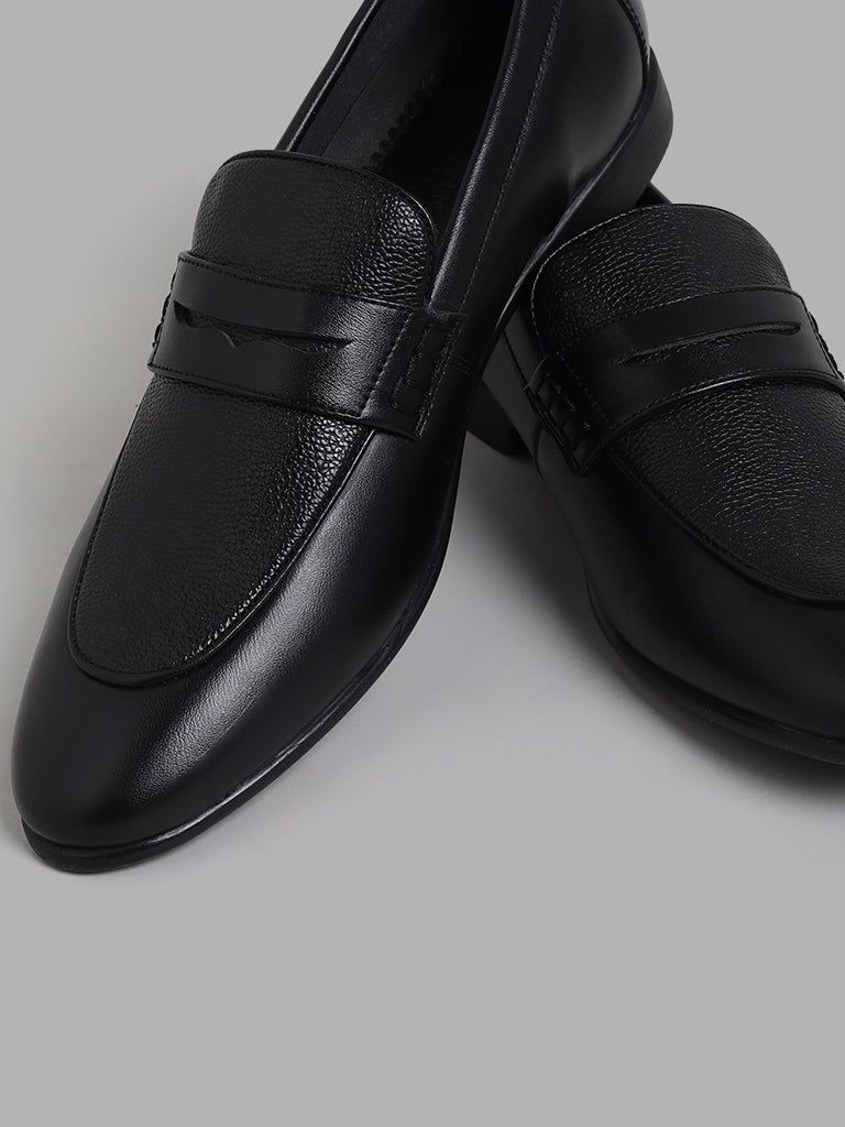 SOLEPLAY Black Saddle Detail Loafers