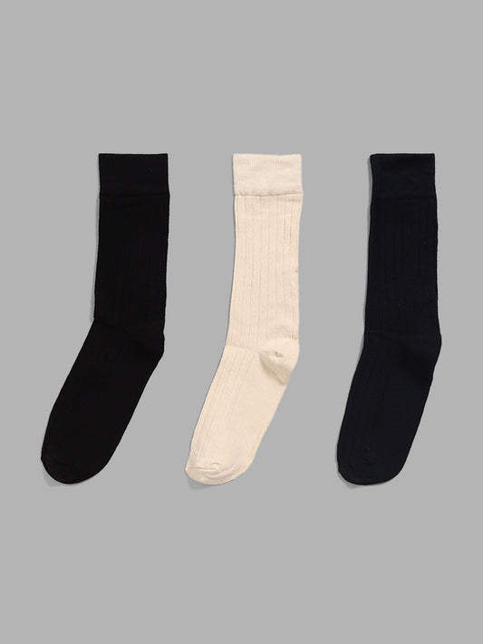 WES Lounge Black Self Striped Full Length Socks - Pack of 3