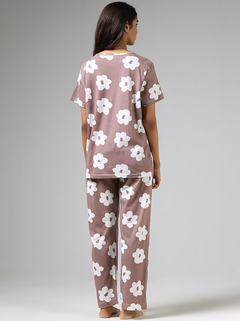 Wunderlove Brown Flower Print Cotton T-Shirt and Pyjamas Set