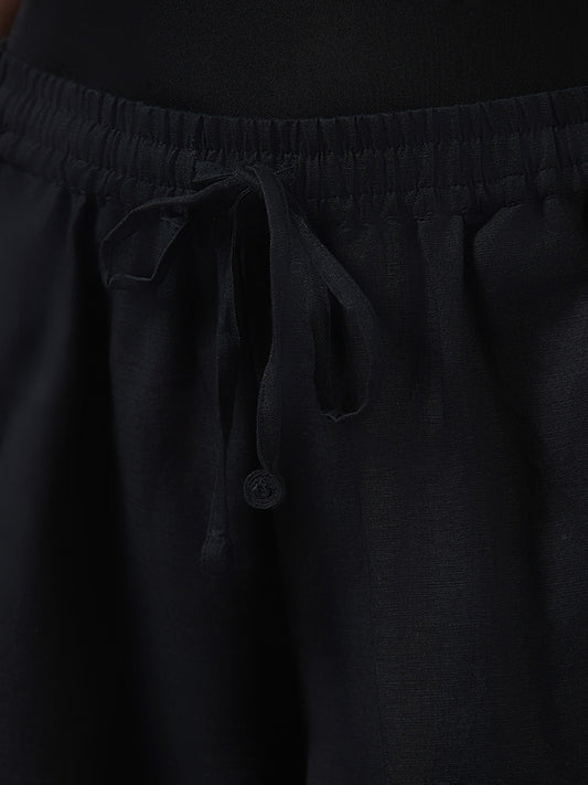Zuba Solid Black Ankle Length Palazzos