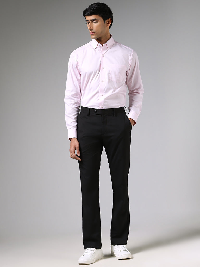 ROBLOX Girl Blonde Hair-Pink Shirt Black Pants | eBay