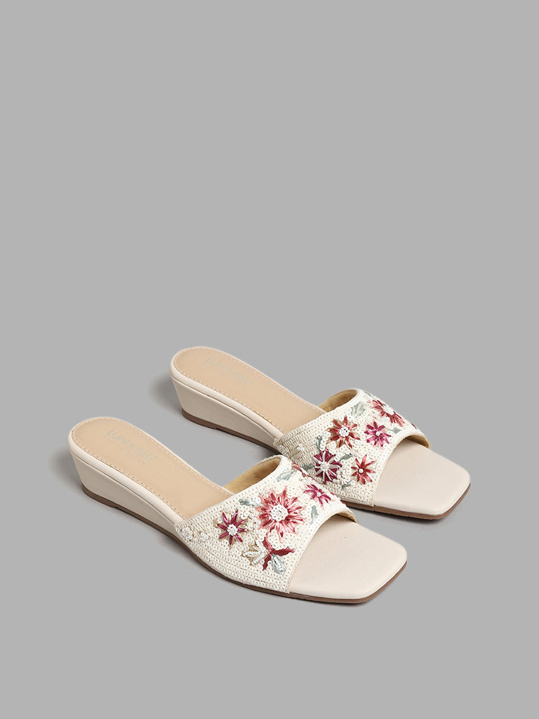 LUNA BLU Off White Floral Embellished Sandals