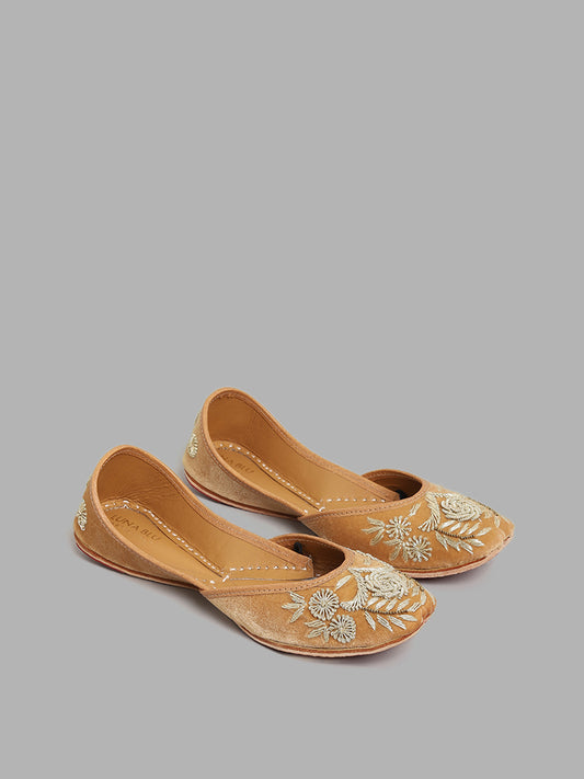 LUNA BLU Zari Embroidered Mustard Juttis