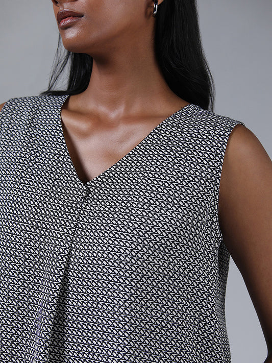 Wardrobe White & Black Printed Top