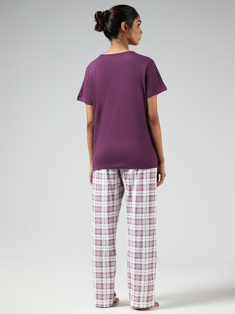 Wunderlove Violet Typographic Printed Pyjamas Set In A Bag