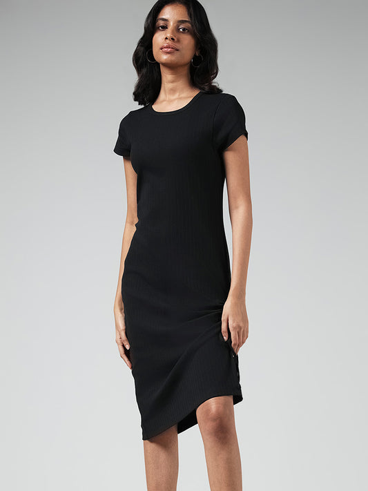 Nuon Solid Black Scrunch Dress