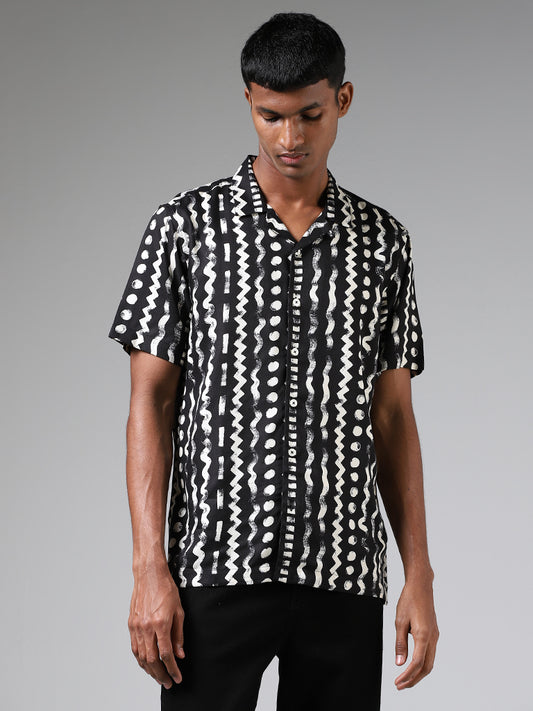 Nuon Black Abstract Printed Relaxed Fit Shirt