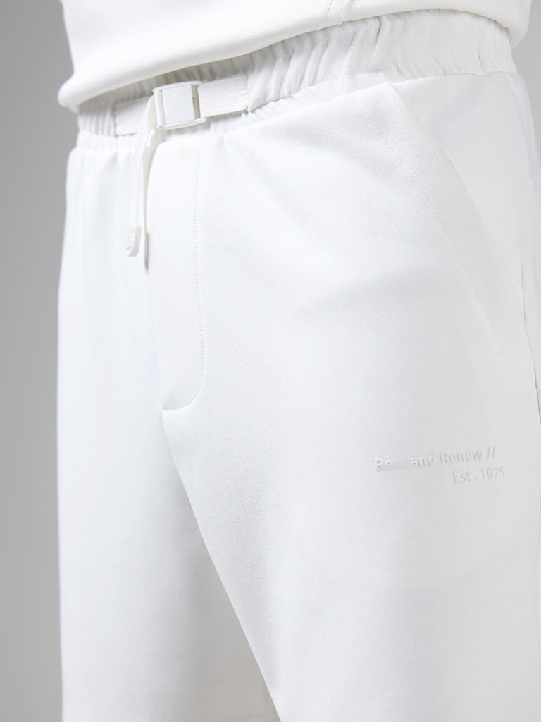 Studiofit Solid Off White Relaxed Fit Shorts