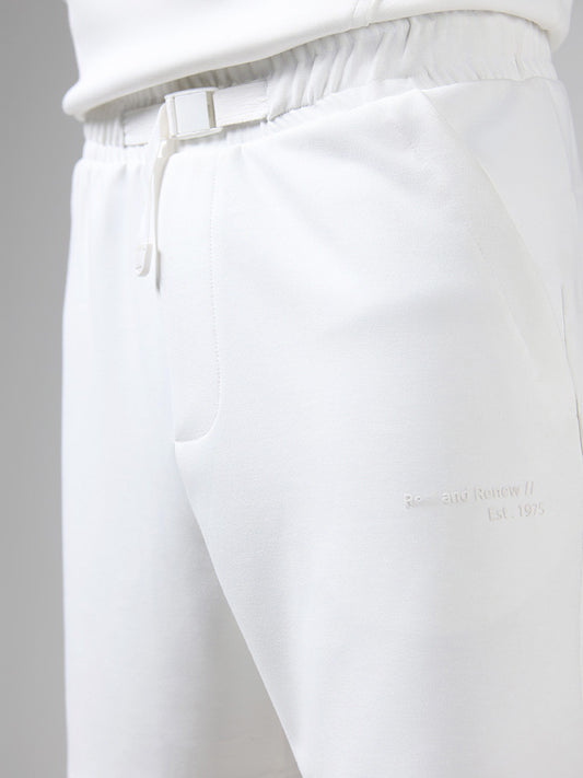 Studiofit Solid Off White Relaxed Fit Shorts