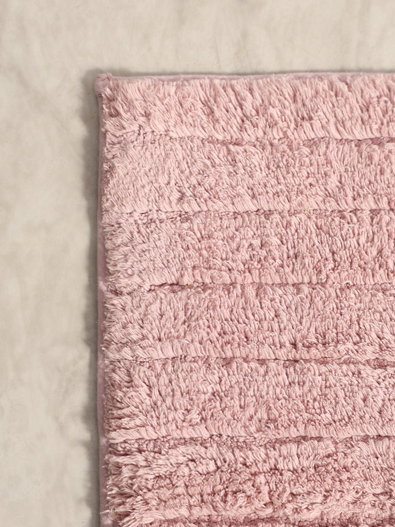 Westside Home Light Pink Fluffy Striped Bathmat