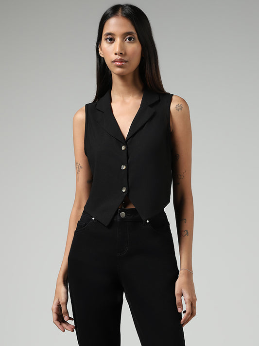Nuon Solid Black Buttoned Waistcoat