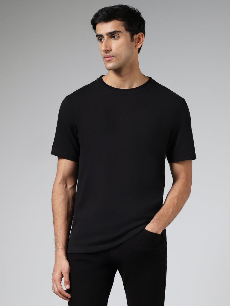 WES Casuals Solid Black Relaxed Fit T-Shirt