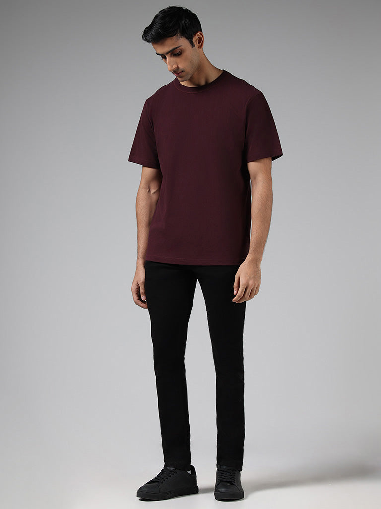 WES Casuals Solid Wine Regular Fit T-Shirt