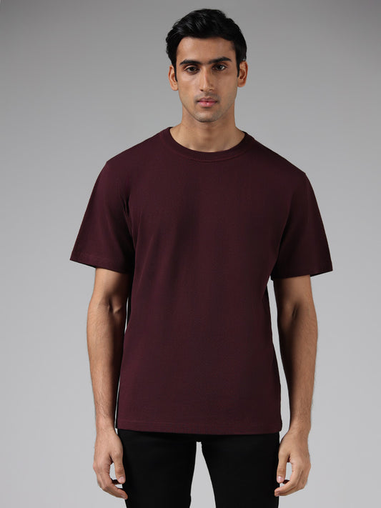 WES Casuals Solid Wine Regular Fit T-Shirt