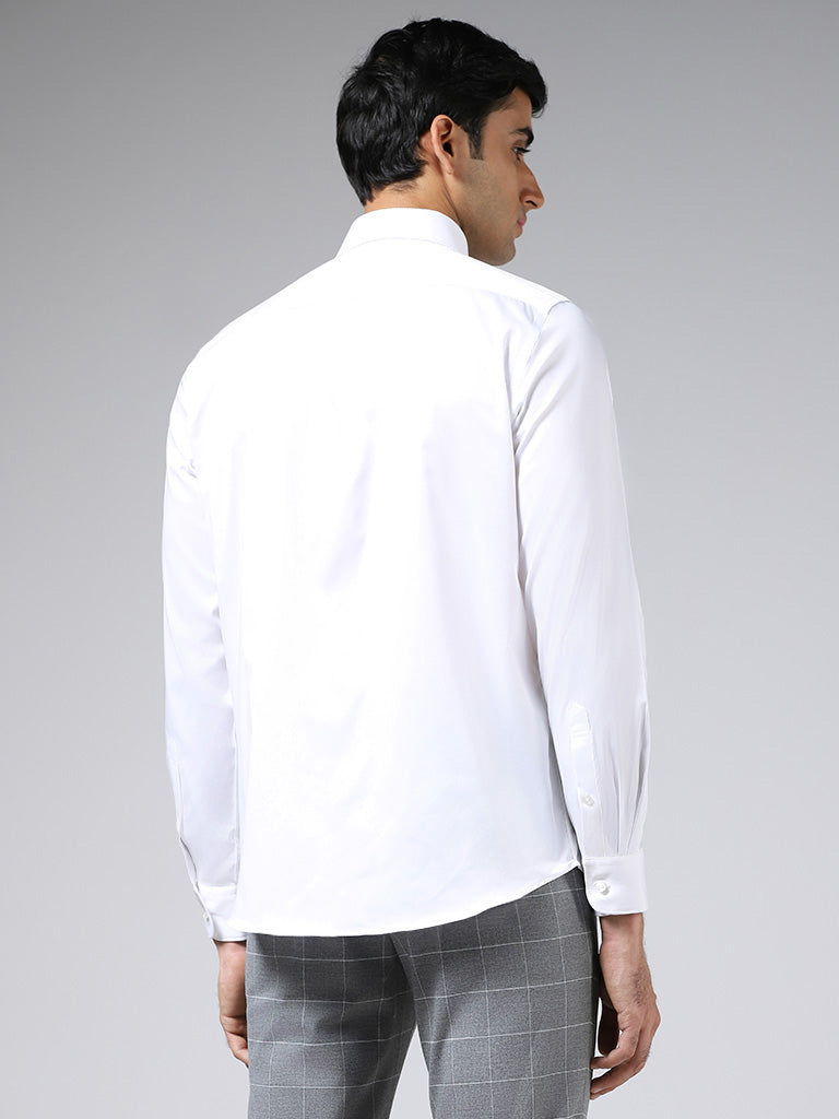 WES Formals Solid White Cotton Blend Slim Fit Shirt