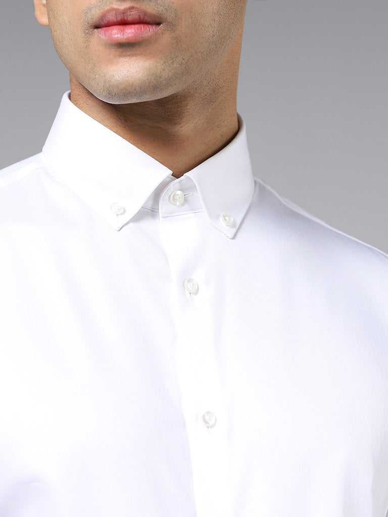 WES Formals Solid White Slim Fit Shirt