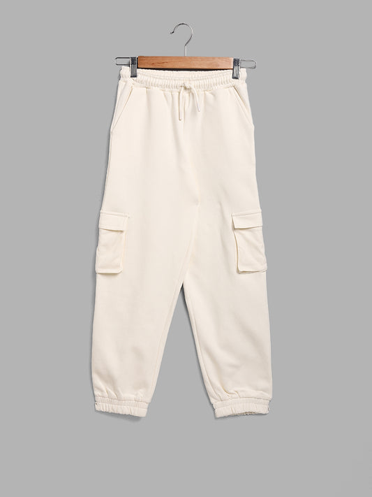 Y&F Kids Solid Off White Cargo Joggers