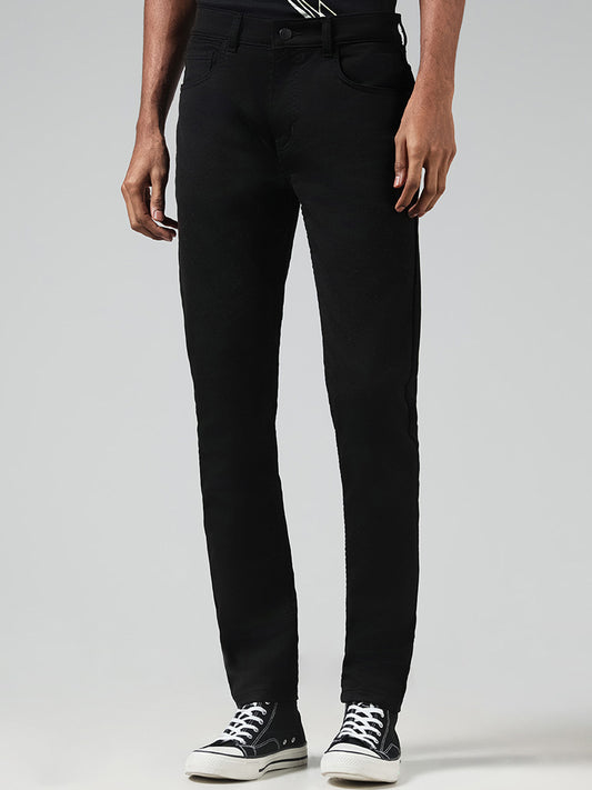 Nuon Solid Black Slim Fit Denim Jeans