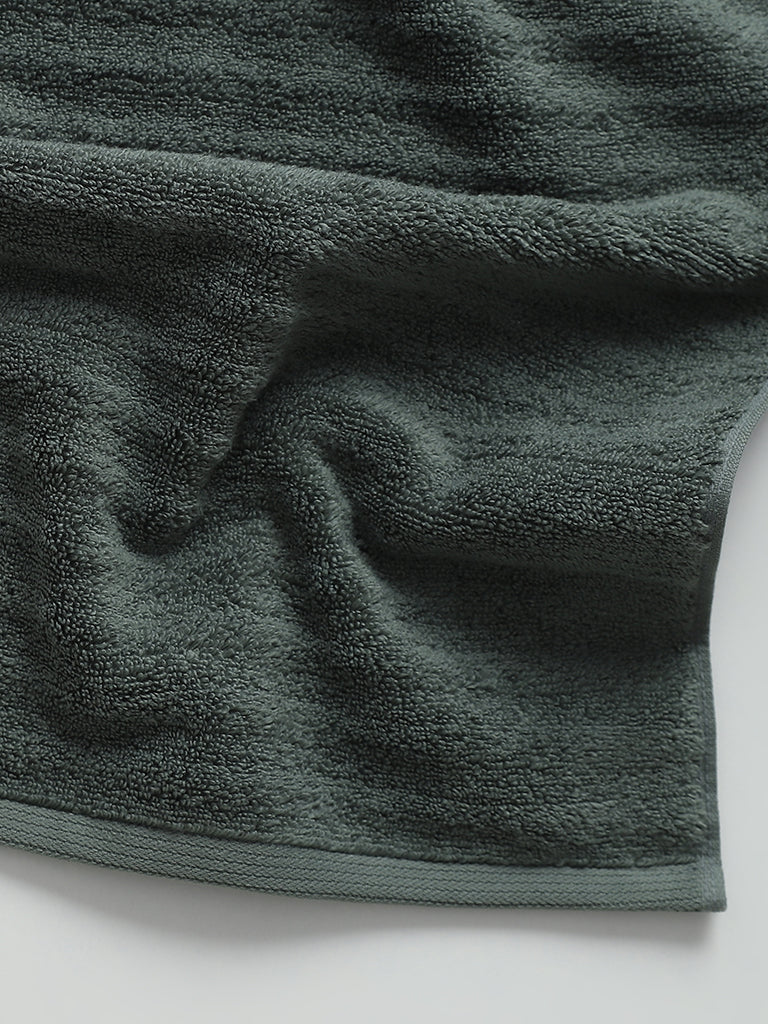 Westside Home Moss Green Self-Striped Bath Towel