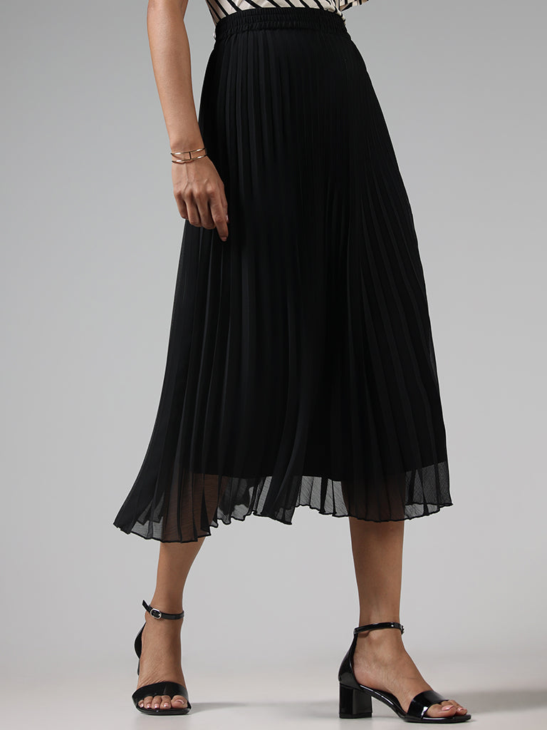 Wardrobe Solid Black Pleated Skirt