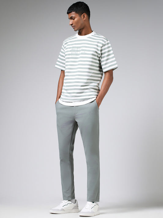 Nuon Solid Sage Green Slim Fit Chinos